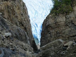 TDF-Glacier-Between-Rocks-6-23-20
