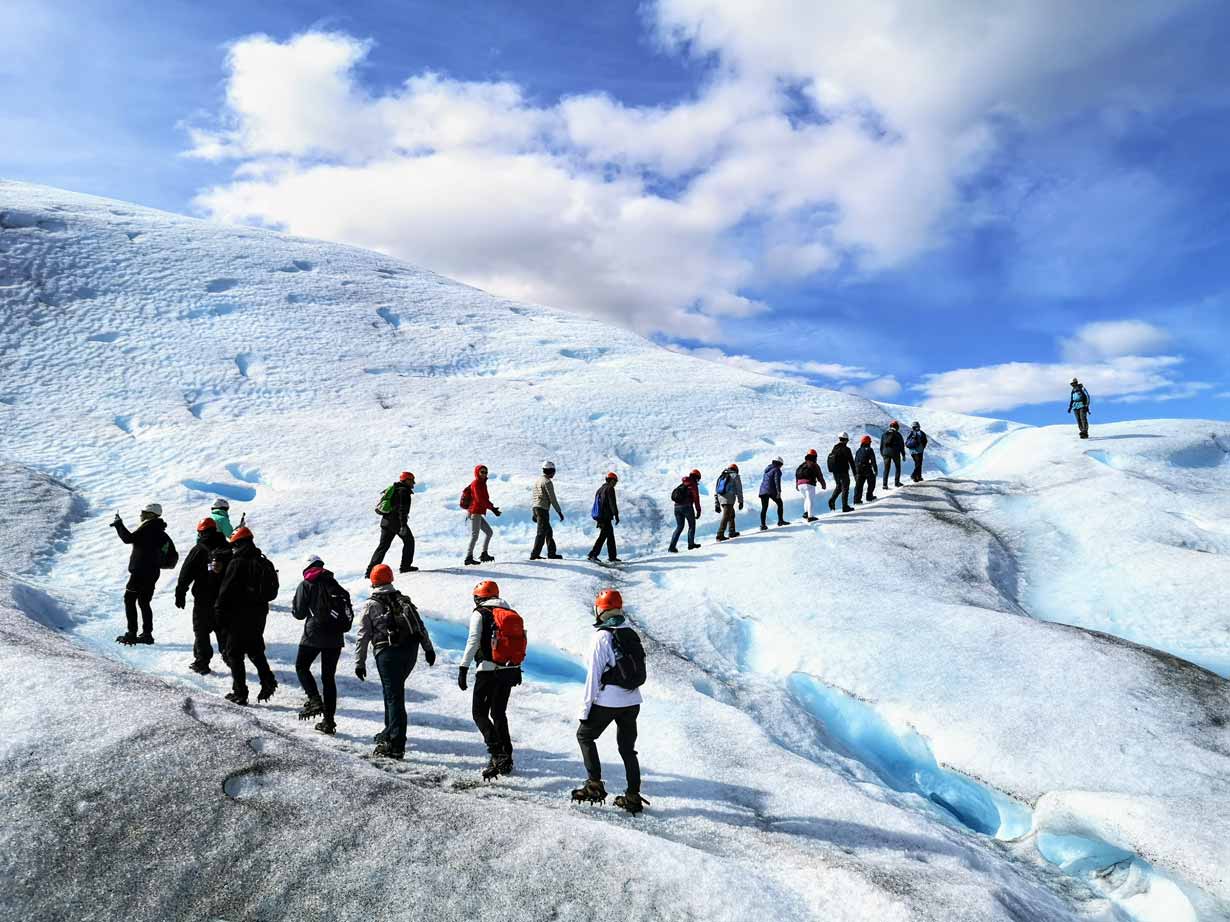 TDF-Perito-Moreno-People-Hiking-On-Glacier-5-11-20
